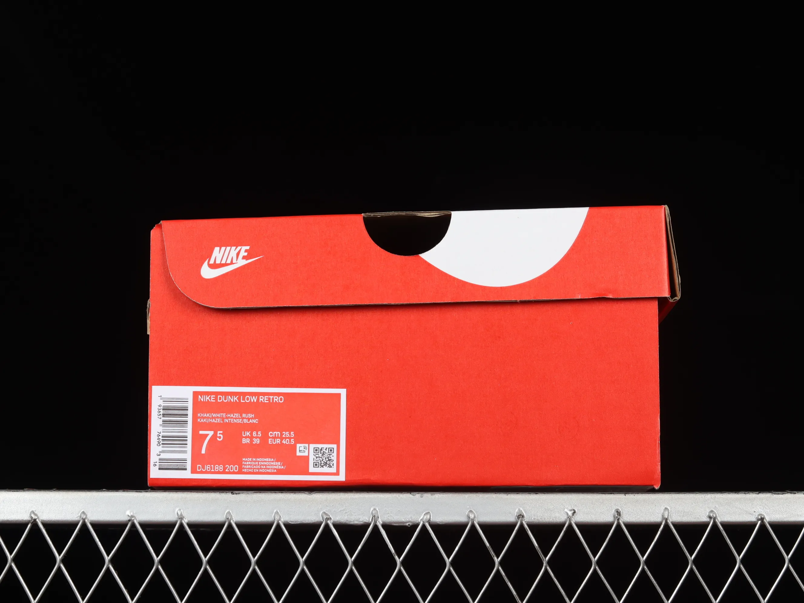 All categories Nk SB Dunk series Nk SB Dunk Low low-top sneakers F version Nk Dunk Low "Judge Grey" earth color SB low-top sports and leisure sneakers DJ6188-200